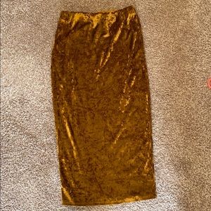 Fashion Nova gold body con skirt